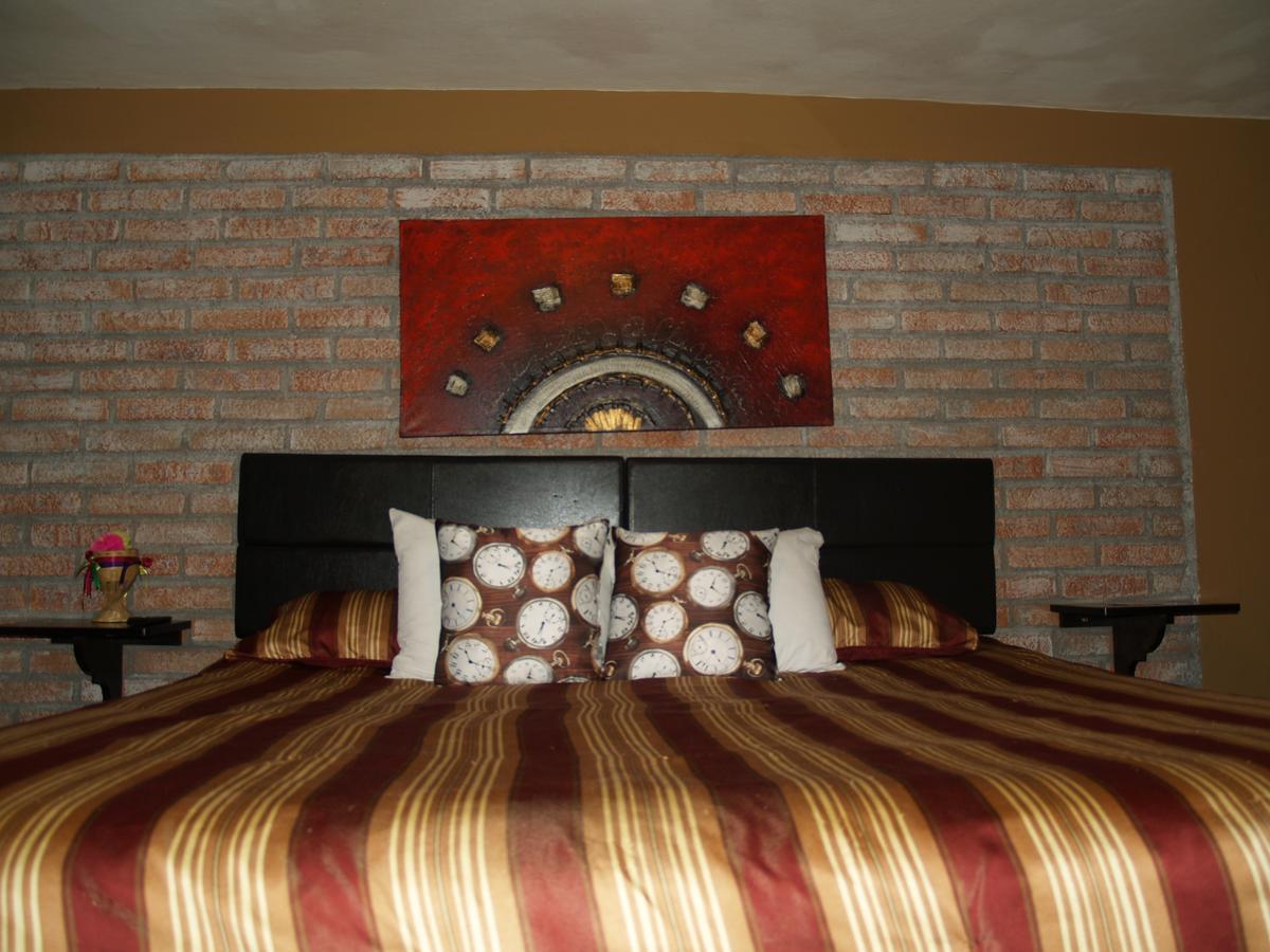 Casa Los Relojes San Miguel de Allende Luaran gambar